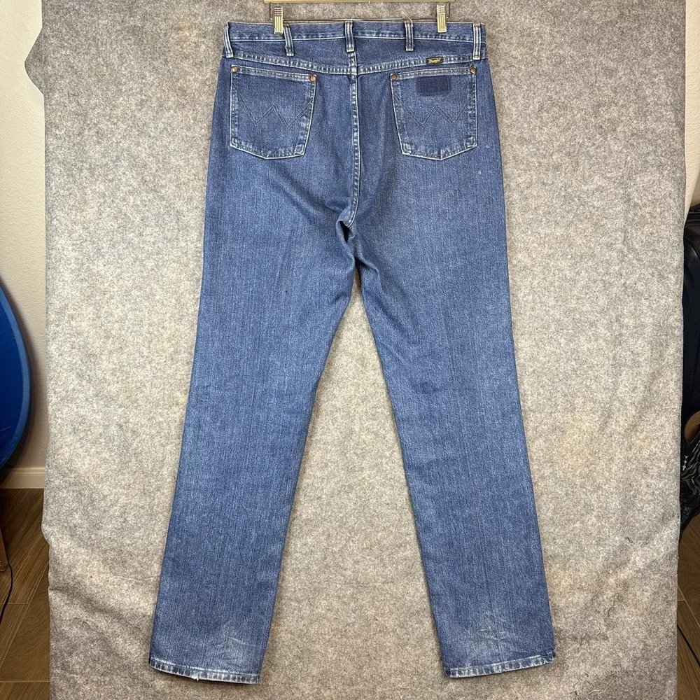 Vintage Wrangler Jeans Mens 38x37 Blue 13MWZ Cowboy Cut Western Rodeo